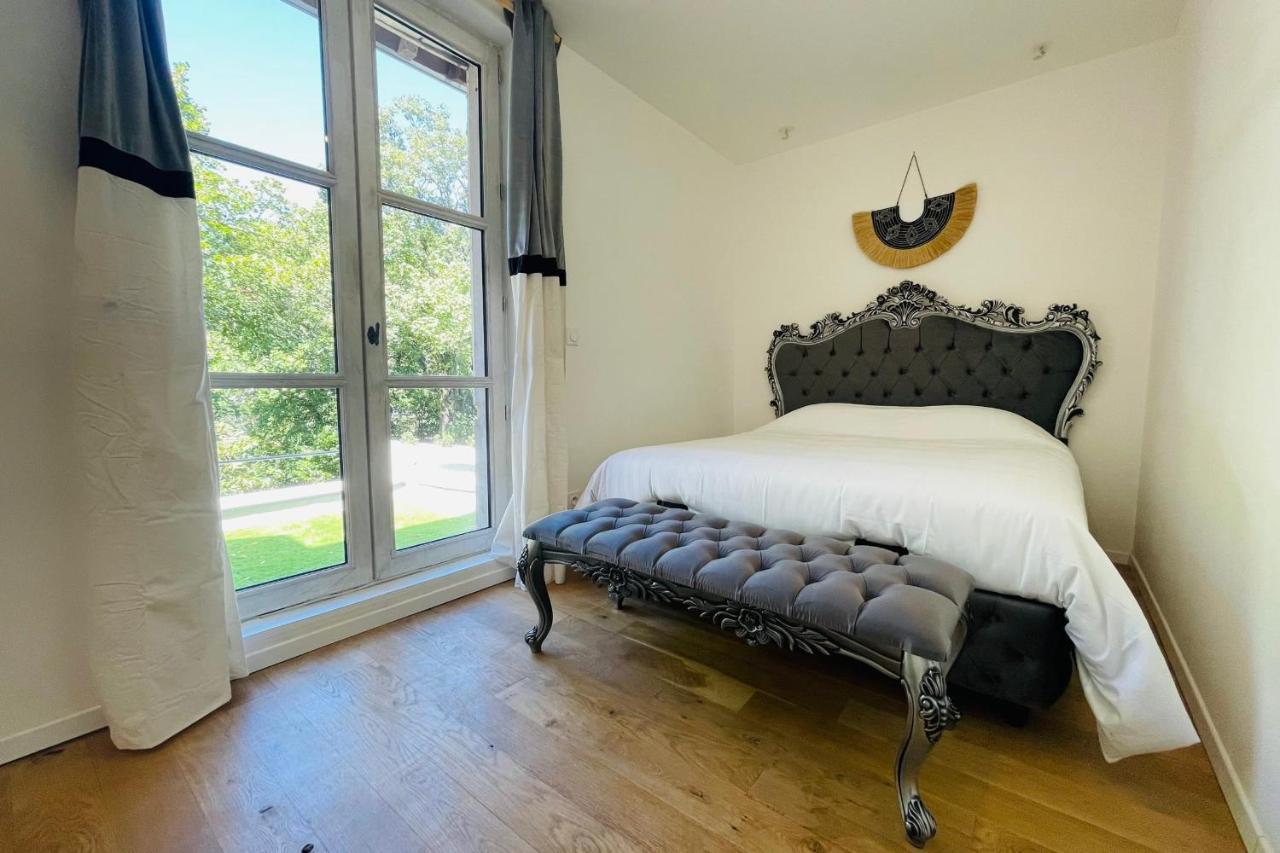 The Ronsardienne Suite In A Charming Mansion At The Gates Of Tours Saint-Avertin Exterior photo