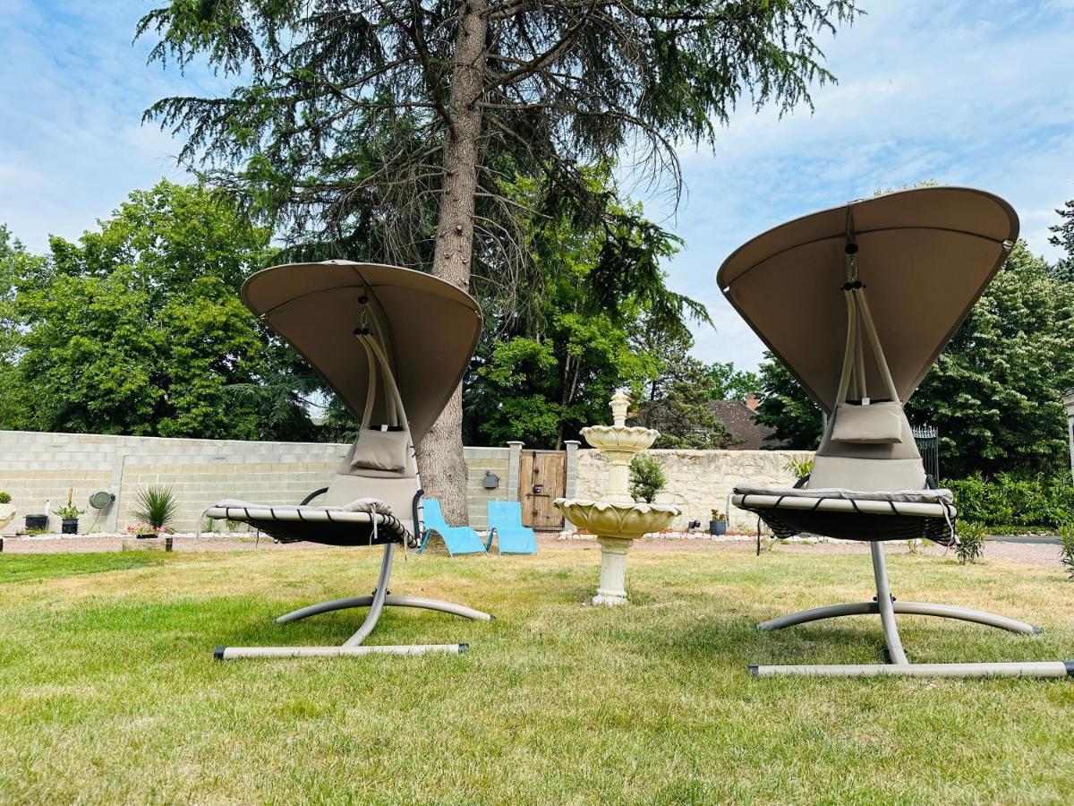 The Ronsardienne Suite In A Charming Mansion At The Gates Of Tours Saint-Avertin Exterior photo